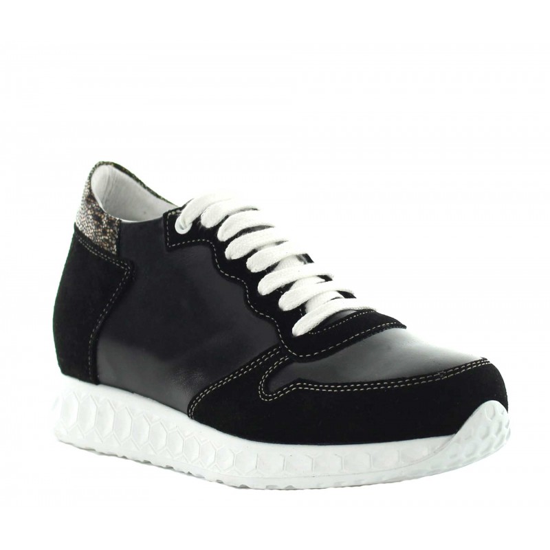 Lara height increasing sneaker black +7cm